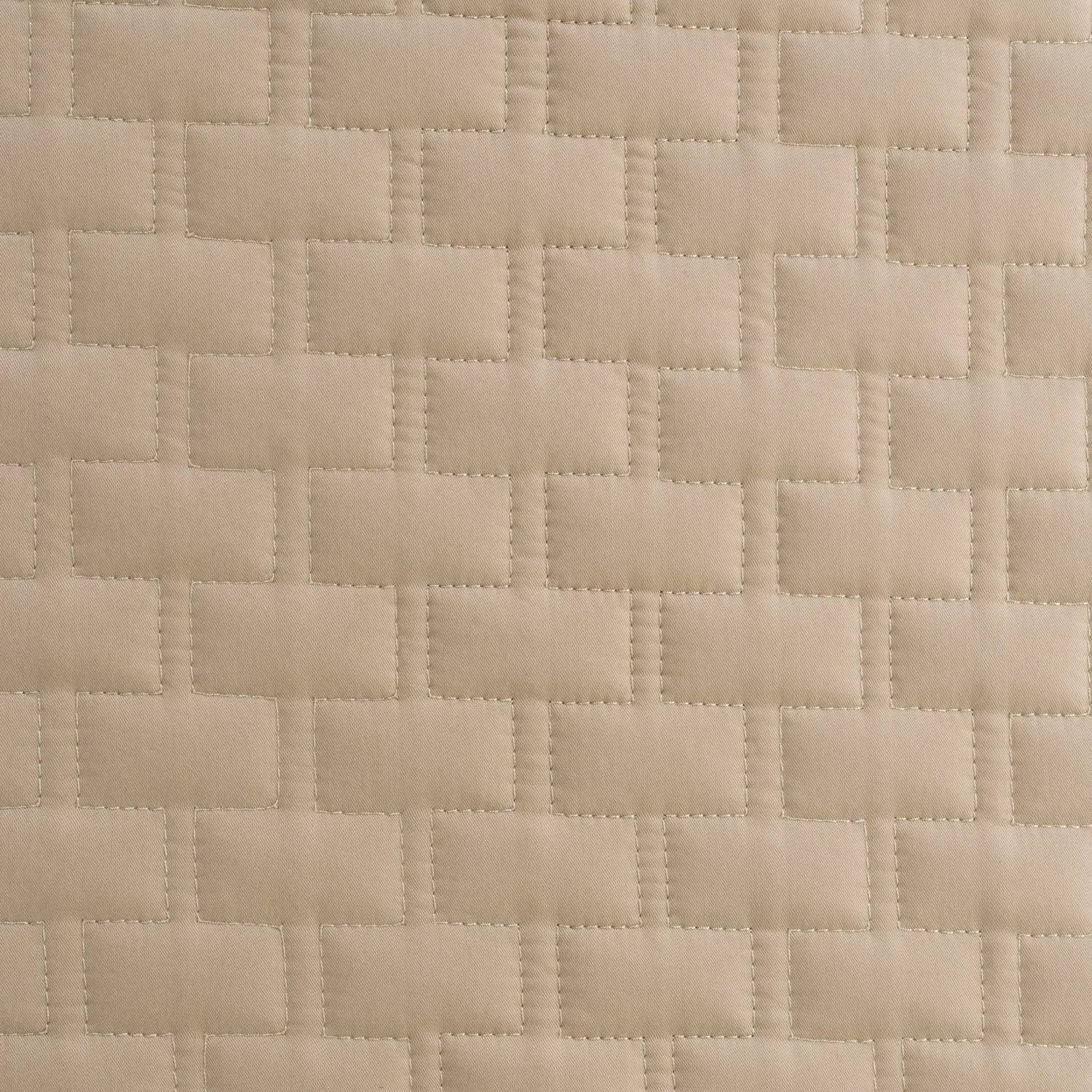 King Quilted Coverlet I3640