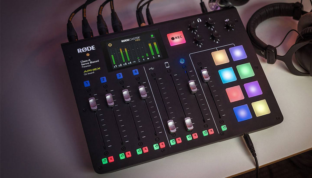 RODECaster Pro Integrated Podcast Production Studio P264363