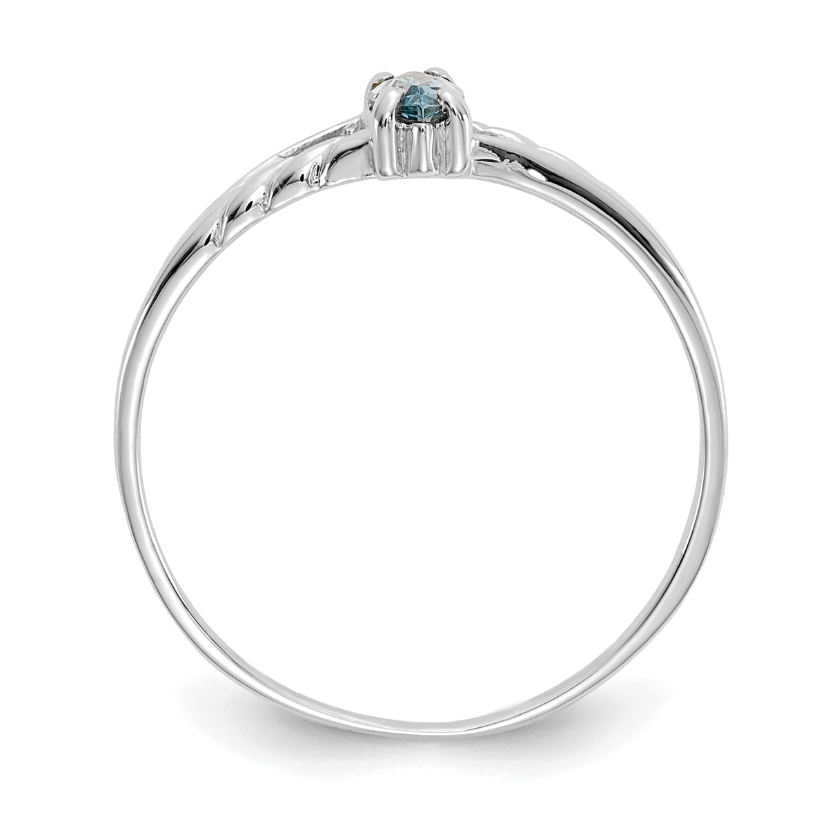 10 Karat White Gold Aquamarine Ring J7564