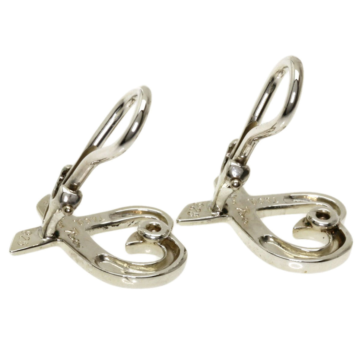 Loving Heart Earrings Silver E618