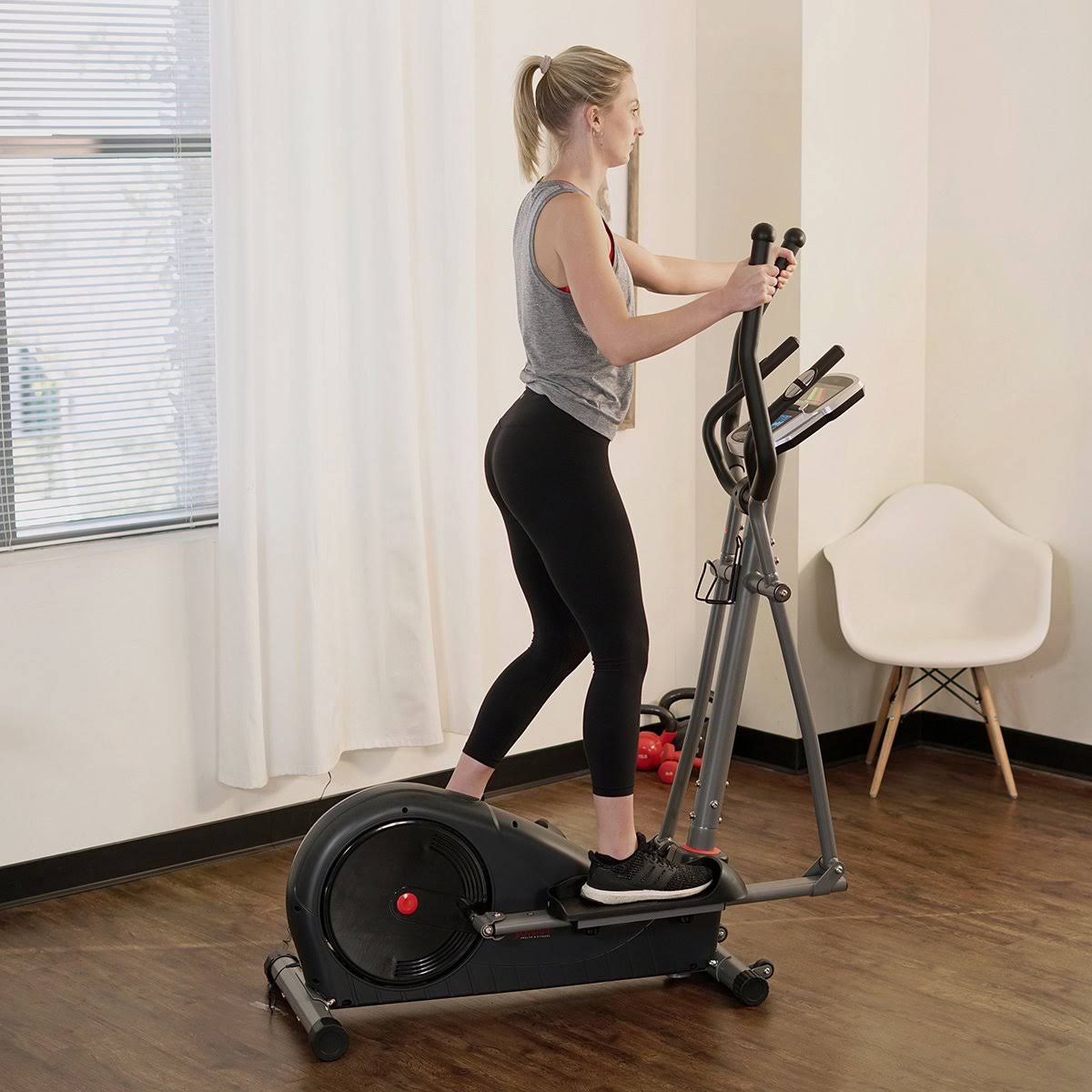 Pre-Programmed Elliptical Trainer C2181
