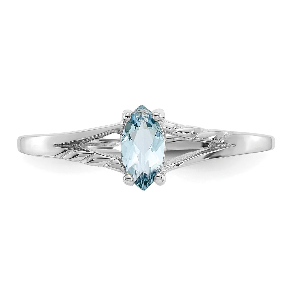 10 Karat White Gold Aquamarine Ring J7564