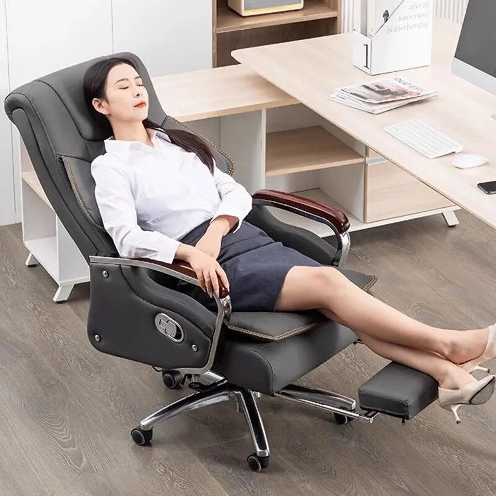 Leather Office Chair with Wheels P641