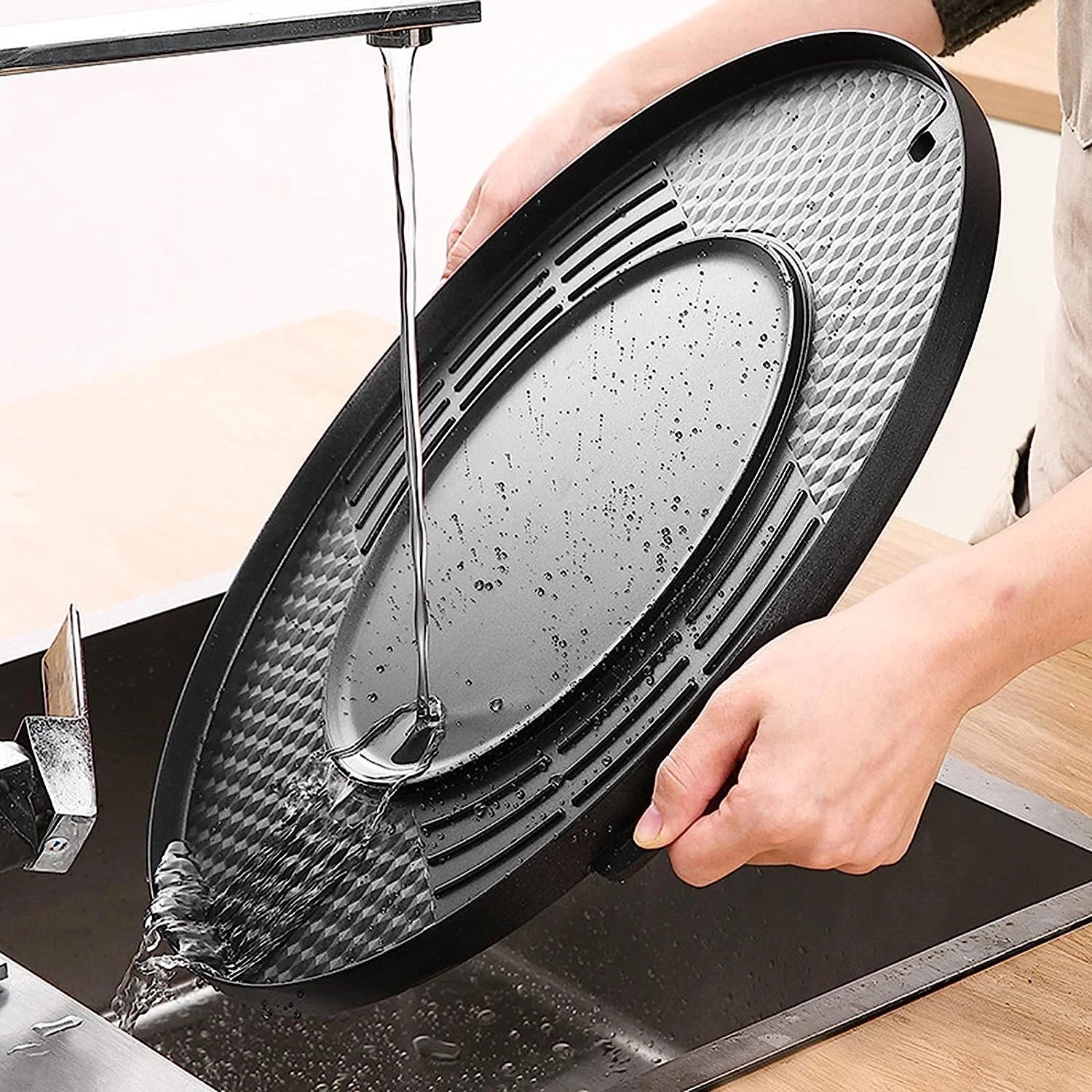 2 in 1 Electric BBQ Grill Hot Pot Double Separation Grill Pan Ceramic Coating Smokeless F898087