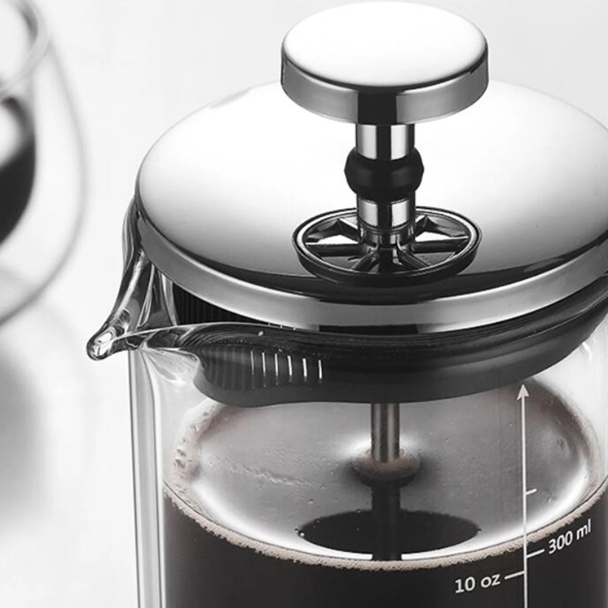 20oz Double Walled Borosilicate Glass Coffee Pot with Stainless Steel Filter N92122