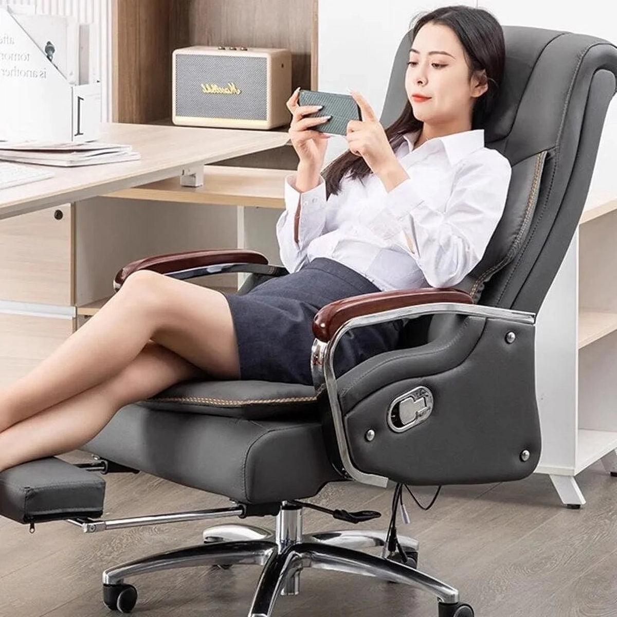 Leather Office Chair with Wheels P641