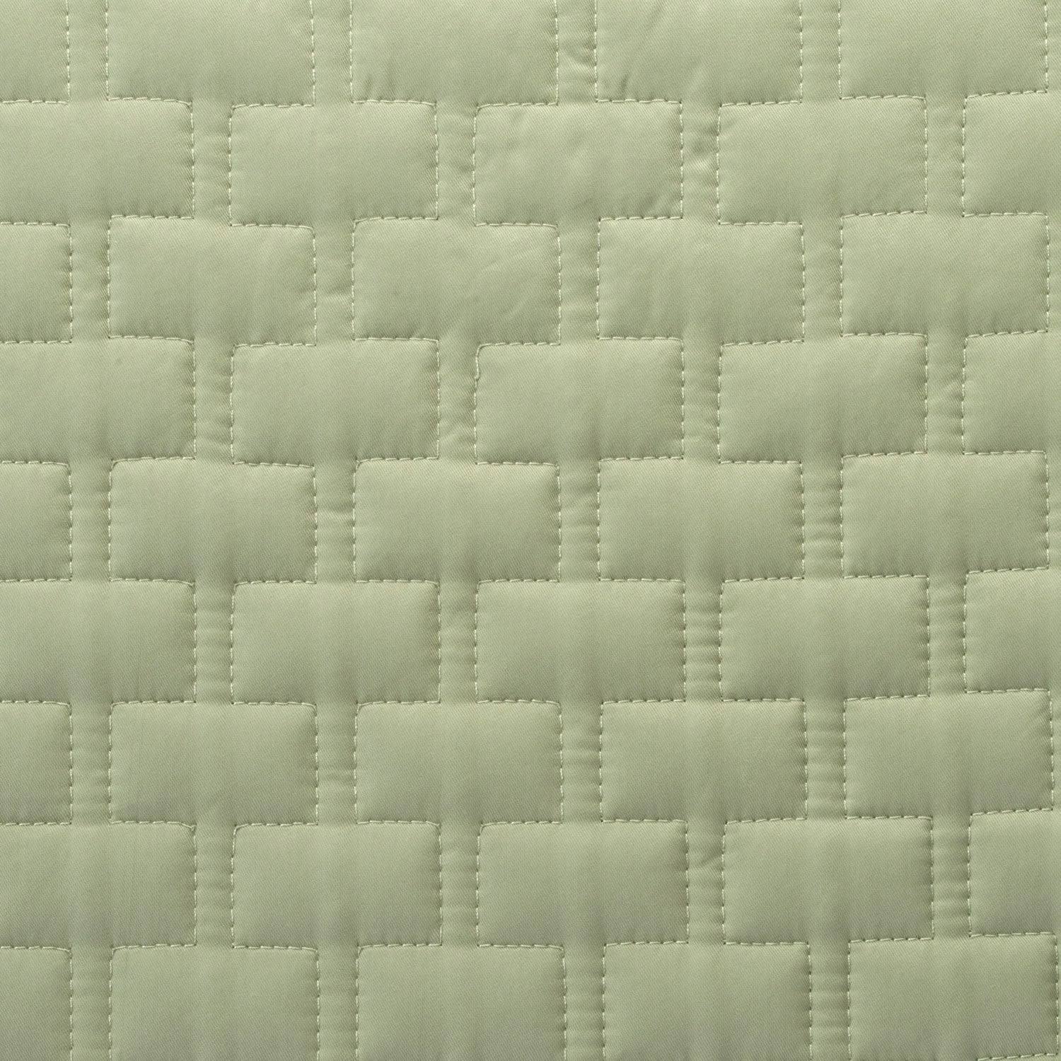 King Quilted Coverlet I3640