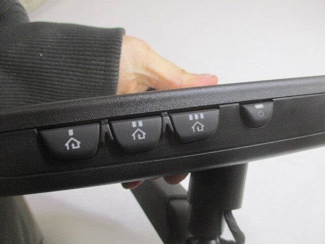 Rear View Mirror with Auto Dim & Homelink P83481