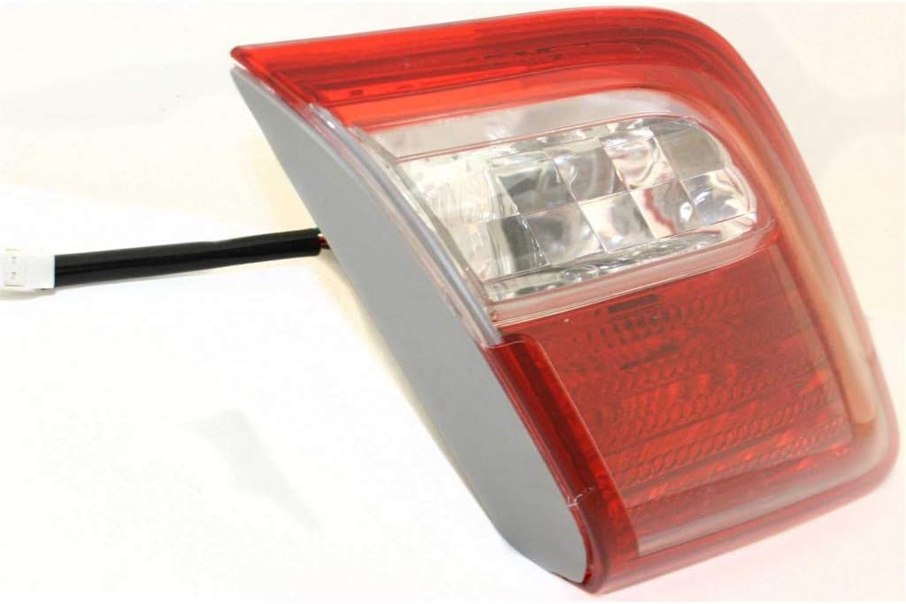 Inner Tail Light Assembly Pack of 2 U89932