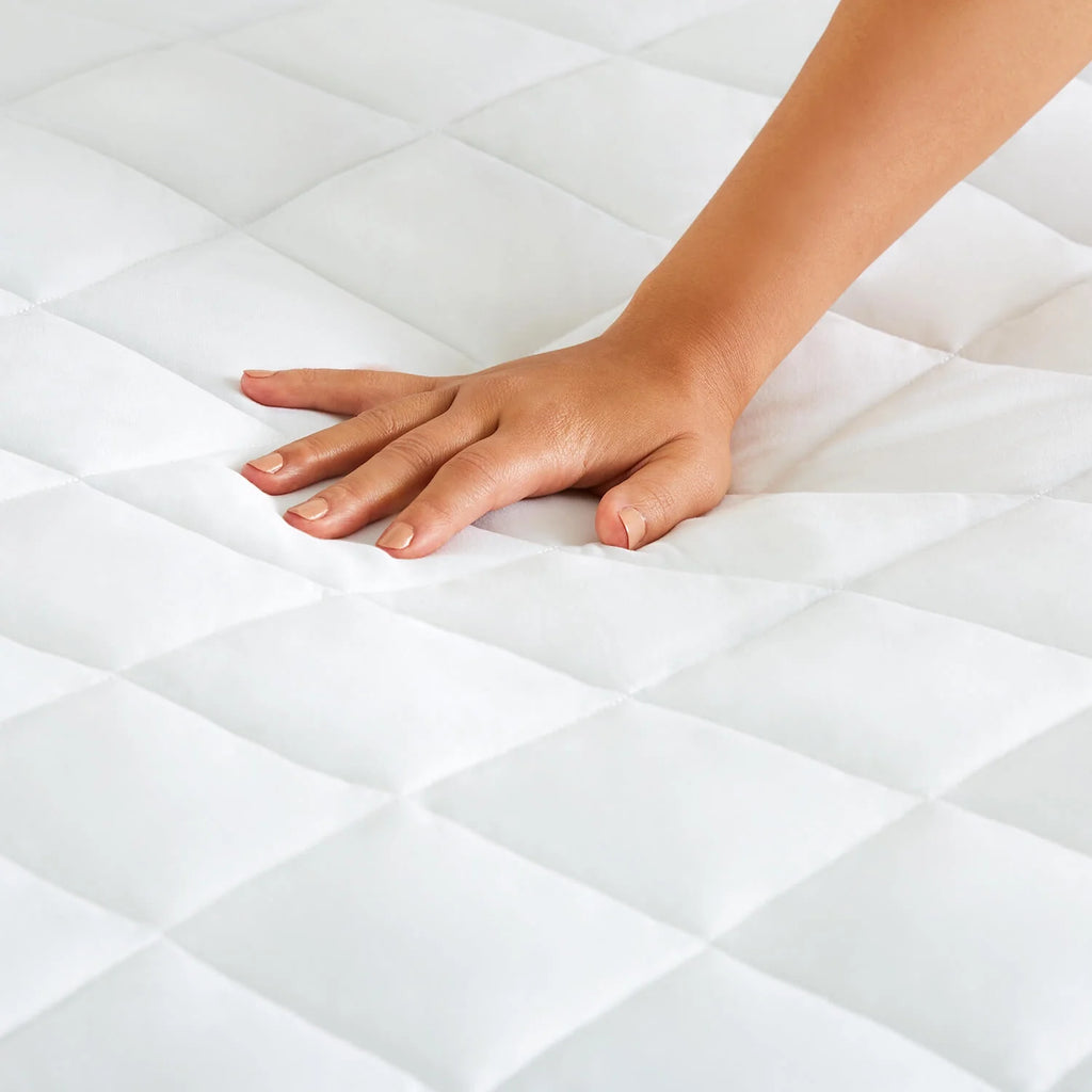Queen Diamond Mattress Pad G34770